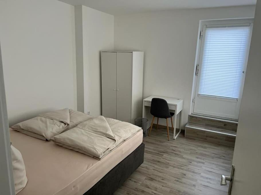 Eine Modern Renovierte Wohnung Mit Balkonterrasse. Lubbecke Extérieur photo