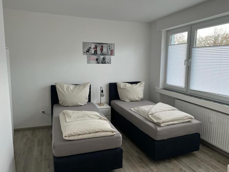 Eine Modern Renovierte Wohnung Mit Balkonterrasse. Lubbecke Extérieur photo